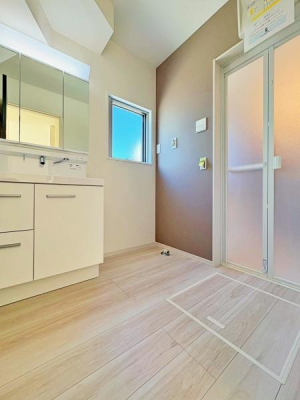 �_�ސ쌧����s�P�s6���ڂ̐V�z��ˌ��Ă̐��ʑ�E���ʏ�