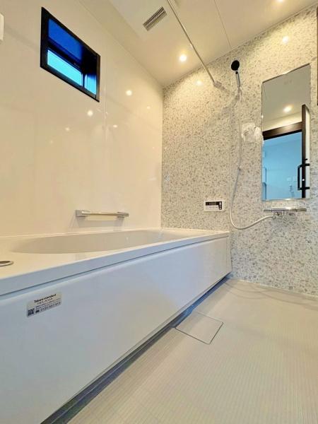 �_�ސ쌧���l�s�h���V���̐V�z��ˌ��Ă̗���