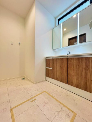 �_�ސ쌧���l�s�t��|���u�̒��È�ˌ��Ă̐��ʑ�E���ʏ�