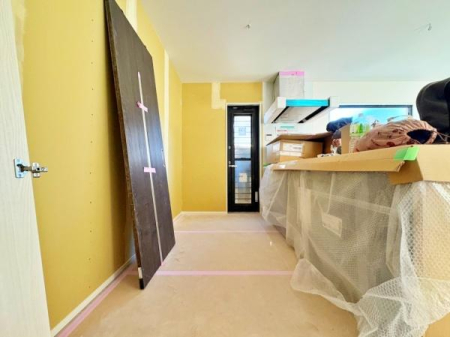 �_�ސ쌧���l�s�h��j��k�̐V�z��ˌ��ẴL�b�`��