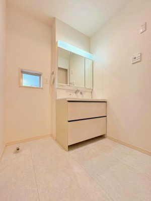 �_�ސ쌧����s�����C��7���ڂ̐V�z��ˌ��Ă̐��ʑ�E���ʏ�