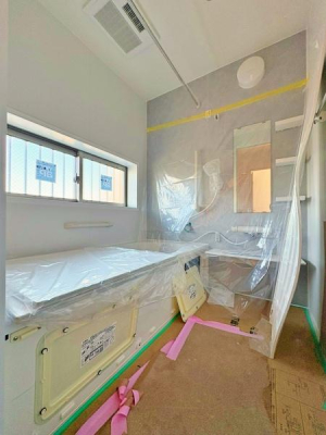 �_�ސ쌧���l�s�_�ސ��O�c��쒬�̐V�z��ˌ��Ă̗���