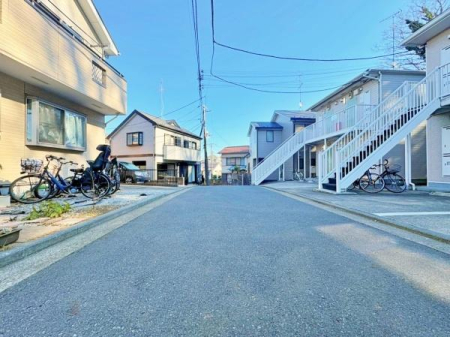 �_�ސ쌧���l�s�_�ސ��O�c��쒬�̐V�z��ˌ��Ă̑O�ʓ��H�܂ތ��n�ʐ^