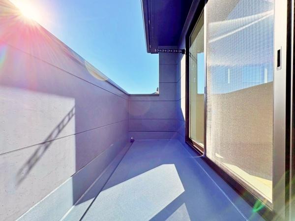 �_�ސ쌧���l�s�˒ˋ於�����̐V�z��ˌ��Ẵo���R�j�[