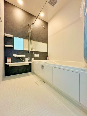 �_�ސ쌧����s����������3���ڂ̐V�z��ˌ��Ă̗���