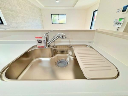 �_�ސ쌧����s����������3���ڂ̐V�z��ˌ��ẴL�b�`��