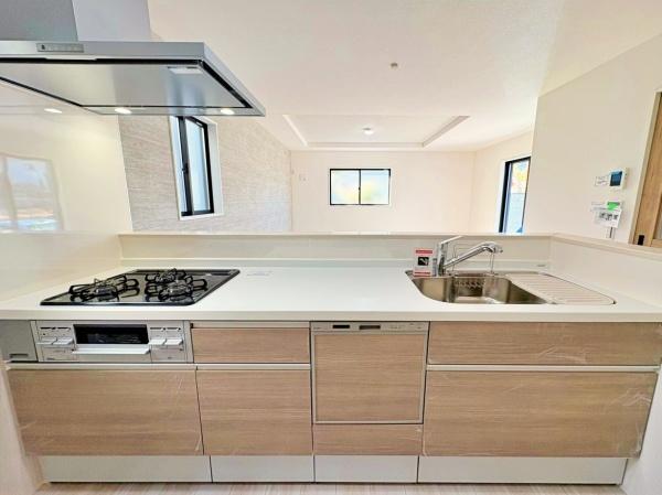 �_�ސ쌧����s����������3���ڂ̐V�z��ˌ��ẴL�b�`��