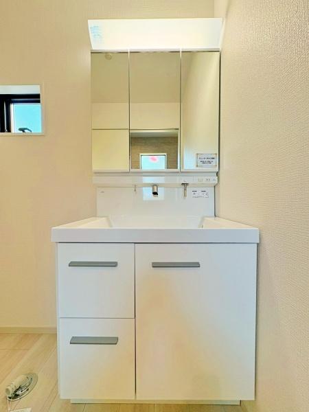 �_�ސ쌧����s����������3���ڂ̐V�z��ˌ��Ă̐��ʑ�E���ʏ�