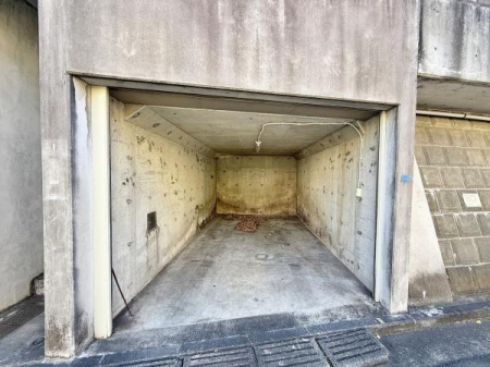 �_�ސ쌧���l�s���剪4���ڂ̒��È�ˌ��Ă̒��ԏ�