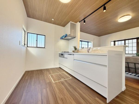 �_�ސ쌧���l�s���剪4���ڂ̒��È�ˌ��ẴL�b�`��