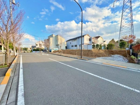 �����s���c�s������2���ڂ̓y�n�̑O�ʓ��H�܂ތ��n�ʐ^