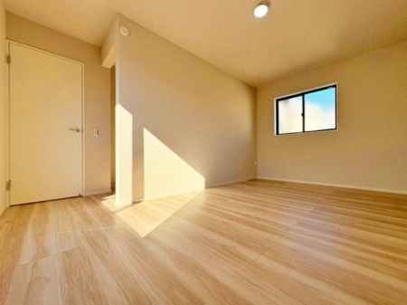 �_�ސ쌧����s����������3���ڂ̐V�z��ˌ��Ă̗m��