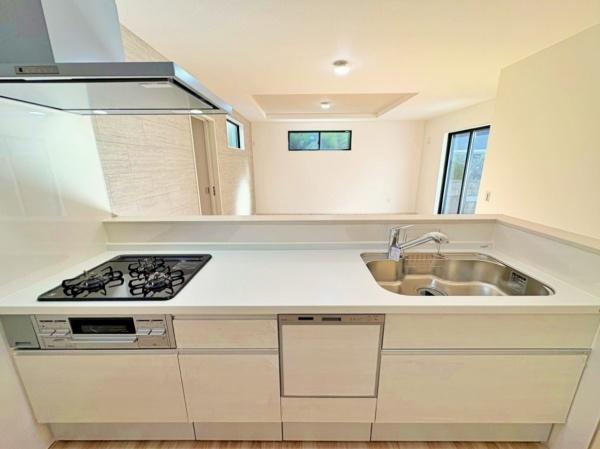 �_�ސ쌧����s����������3���ڂ̐V�z��ˌ��ẴL�b�`��