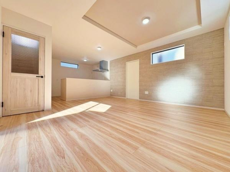 �_�ސ쌧����s����������3���ڂ̐V�z��ˌ��Ẵ��r���O