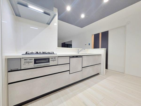 �_�ސ쌧���l�s��扪�Ò��̐V�z��ˌ��ẴL�b�`��