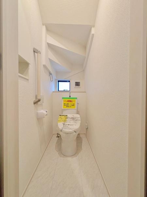 �_�ސ쌧���l�s��扪�Ò��̐V�z��ˌ��Ẵg�C��