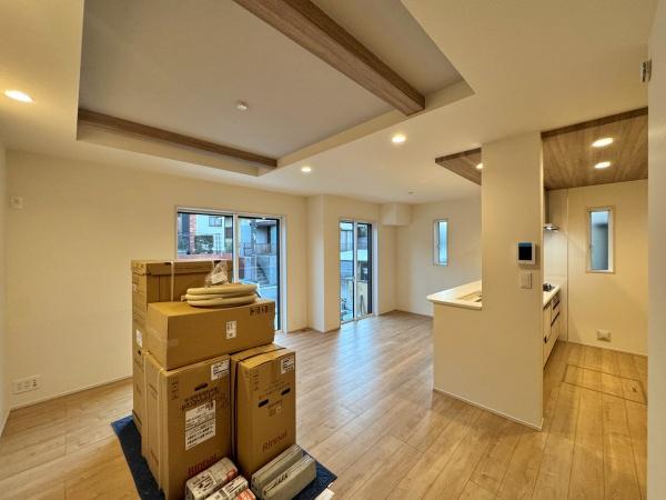 �_�ސ쌧���l�s�ۓy�P�J�挠����1���ڂ̐V�z��ˌ��Ẵ��r���O