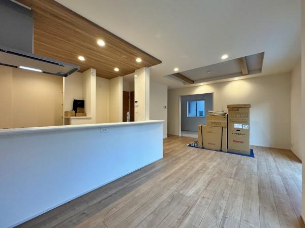 �_�ސ쌧���l�s�ۓy�P�J�挠����1���ڂ̐V�z��ˌ��Ẵ��r���O