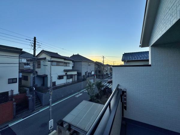 �_�ސ쌧���l�s�ۓy�P�J�挠����1���ڂ̐V�z��ˌ��Ă̏Z�˂���̒��]�ʐ^