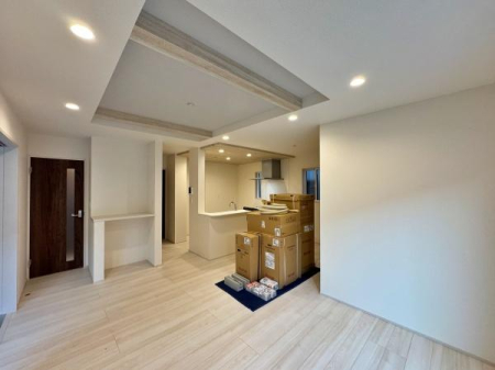 �_�ސ쌧���l�s�ۓy�P�J�挠����1���ڂ̐V�z��ˌ��Ẵ��r���O