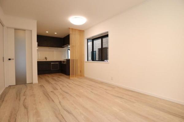 �_�ސ쌧���l�s�˒ˋ拂��6���ڂ̒��È�ˌ��Ẵ��r���O