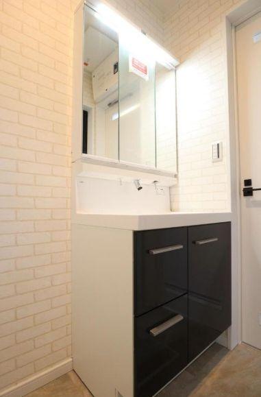 �_�ސ쌧���l�s�˒ˋ拂��6���ڂ̒��È�ˌ��Ă̐��ʑ�E���ʏ�