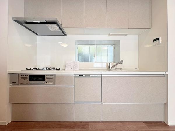 �_�ސ쌧���l�s�ۓy�P�J���Ց�̒��È�ˌ��ẴL�b�`��