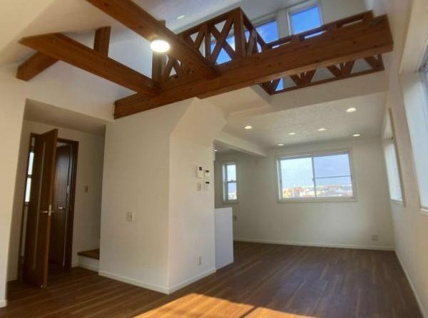 �_�ސ쌧���l�s�˒ˋ敽��1���ڂ̒��È�ˌ��Ẵ��r���O