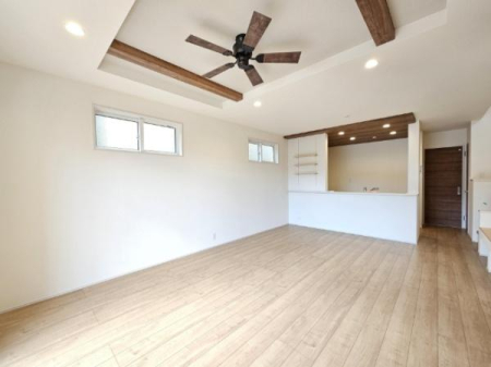 �_�ސ쌧��a�s���c�̐V�z��ˌ��Ẵ��r���O