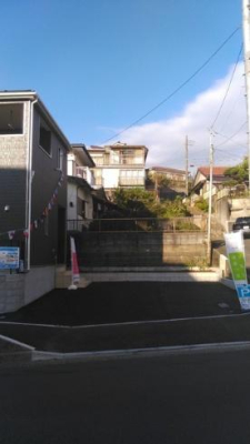 �_�ސ쌧���l�s�˒ˋ�[�J���̐V�z��ˌ��Ă̒��ԏ�