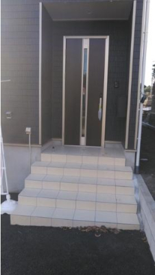 �_�ސ쌧���l�s�˒ˋ�[�J���̐V�z��ˌ��Ă̌���