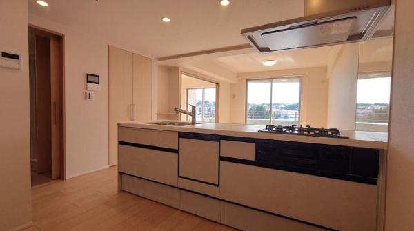 �_�ސ쌧���l�s�`������3���ڂ̒��Ã}���V�����̃L�b�`��