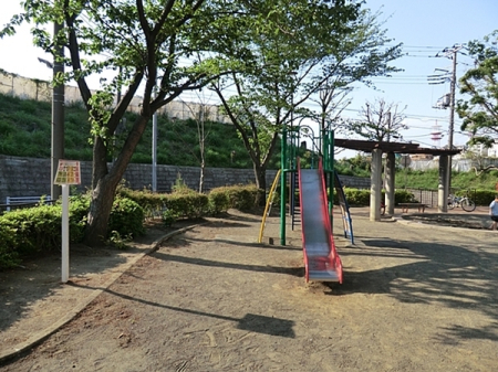 �_�ސ쌧���l�s���攒��8���ڂ̒��Ã}���V�����̎��ӊ�