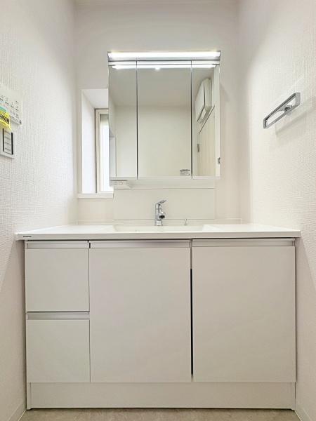 �_�ސ쌧���l�s��搼����2���ڂ̒��È�ˌ��Ă̐��ʑ�E���ʏ�