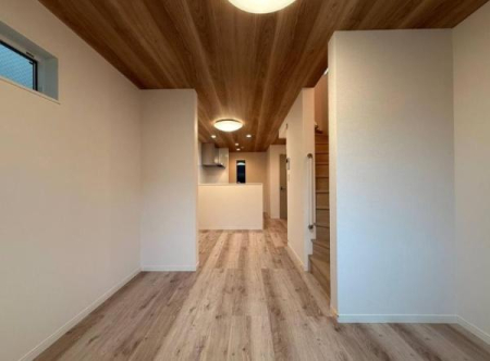 �����s��c�撆�n��1���ڂ̒��È�ˌ��Ẵ��r���O