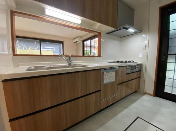 �_�ސ쌧���l�s�h��쎵��1���ڂ̒��È�ˌ��ẴL�b�`��