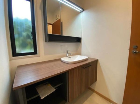 �_�ސ쌧���l�s�h��쎵��1���ڂ̒��È�ˌ��Ă̐��ʑ�E���ʏ�