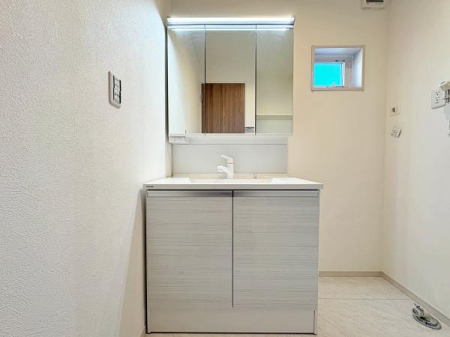 �_�ސ쌧���l�s���攒��7���ڂ̐V�z��ˌ��Ă̐��ʑ�E���ʏ�