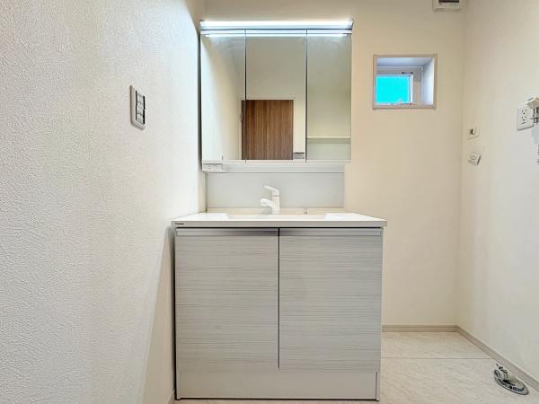 �_�ސ쌧���l�s���攒��7���ڂ̐V�z��ˌ��Ă̐��ʑ�E���ʏ�