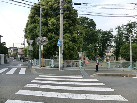 �_�ސ쌧���l�s���撆����1���ڂ̒��È�ˌ��Ă̎��ӊ�