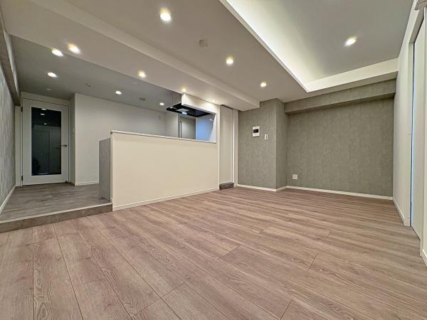 �_�ސ쌧���l�s����V�R��3���ڂ̒��Ã}���V�����̃��r���O