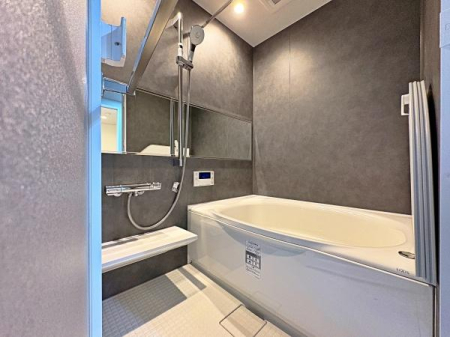 �_�ސ쌧���l�s����V�R��3���ڂ̒��Ã}���V�����̗���