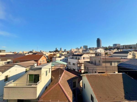 �_�ސ쌧���l�s�_�ސ��򒬂̒��Ã}���V�����̏Z�˂���̒��]�ʐ^