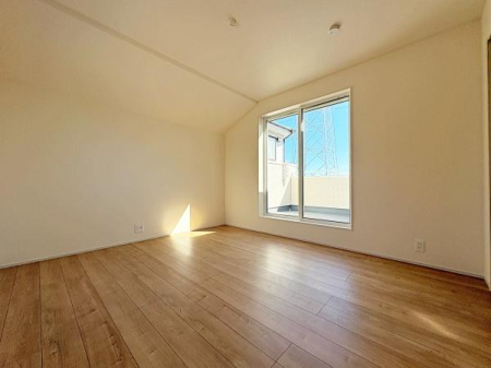 �_�ސ쌧���l�s���擌��]���u�̐V�z��ˌ��Ă̗m��