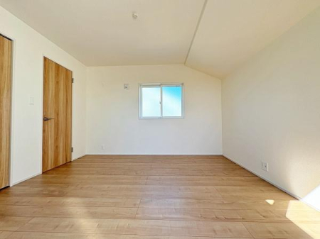 �_�ސ쌧���l�s���擌��]���u�̐V�z��ˌ��Ă̗m��