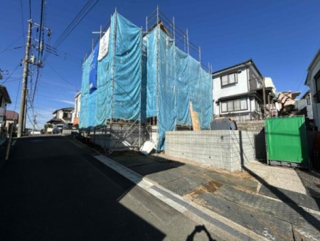 �_�ސ쌧���l�s���擌��]���u�̐V�z��ˌ��Ă̑O�ʓ��H�܂ތ��n�ʐ^