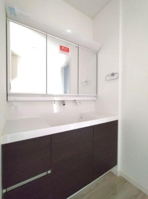 �_�ސ쌧���l�s���J��{��1���ڂ̒��È�ˌ��Ă̐��ʑ�E���ʏ�