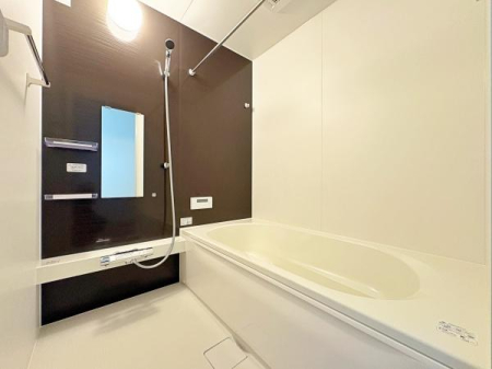 �_�ސ쌧���l�s���J�扺���J3���ڂ̐V�z��ˌ��Ă̗���