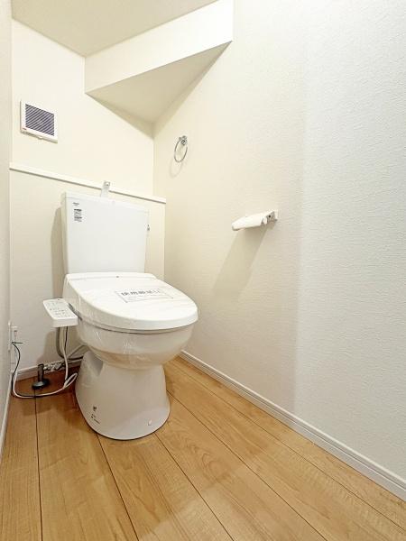 �_�ސ쌧���l�s���J�扺���J3���ڂ̐V�z��ˌ��Ẵg�C��