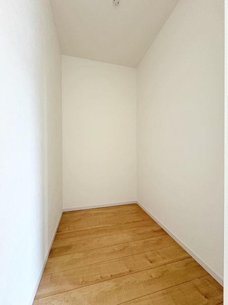 �_�ސ쌧���l�s���J�扺���J3���ڂ̐V�z��ˌ��Ă̎��[